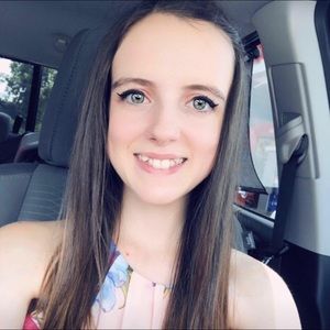 Meet your Posher, Haley